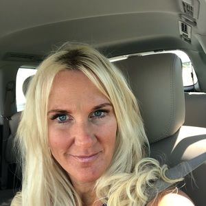 Meet your Posher, Phoebe